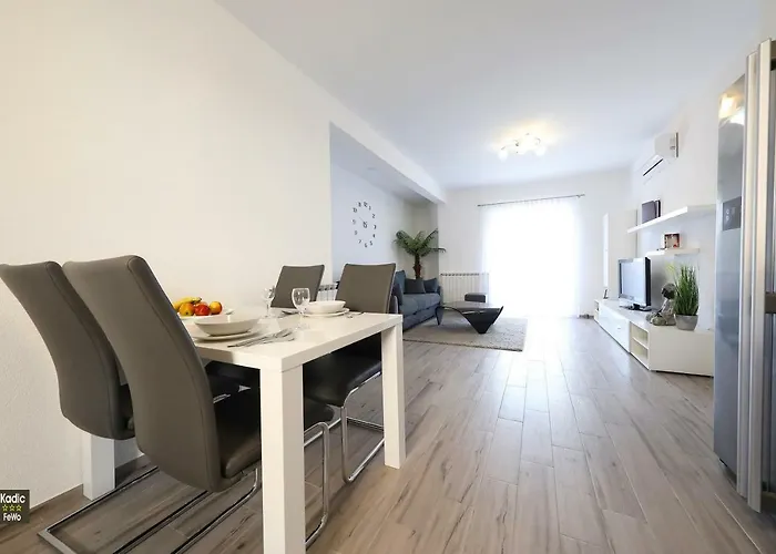 Appartement Carmen Deluxe Vir